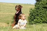 ENFANT ET CHIEN 256